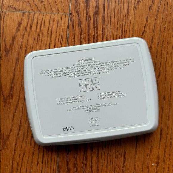 Hourglass Ambient Fox Face Blush Highlighter Bronze Contour Palette - Picture 7 of 7